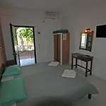 Hotel Stars (adults Only) Agios Georgios (Corfu)